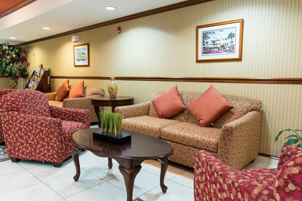 Comfort Inn & Suites Airport Convention Center Charleston Zewnętrze zdjęcie